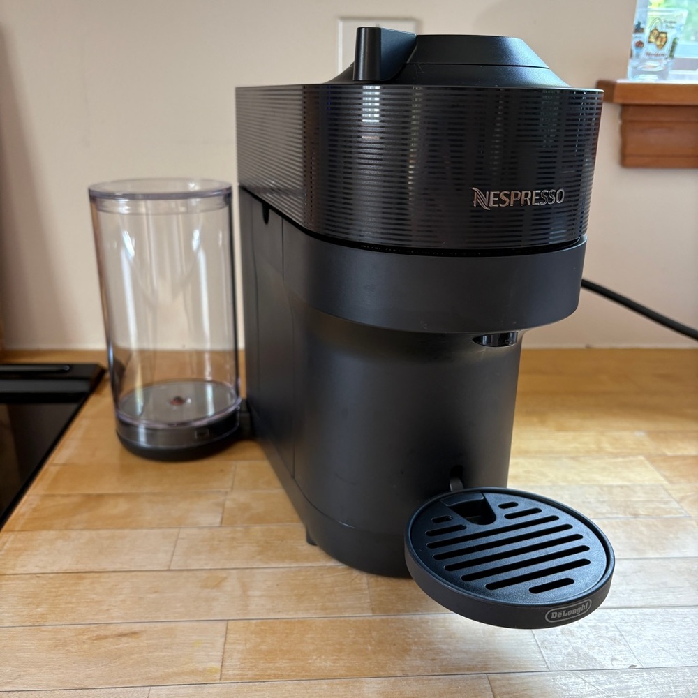 Nespresso Vertuo Pop+ Gently Used Machine Black